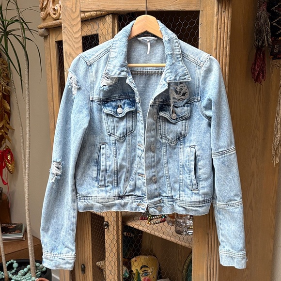 Free People Women's Rumors Distressed Denim Jean Jacket - Picture 2 of 11